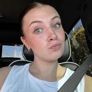 Meet your Posher, Mackenzie